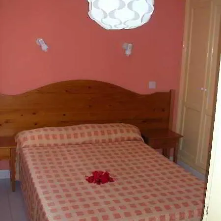Aparthotel El Guarapo 3*